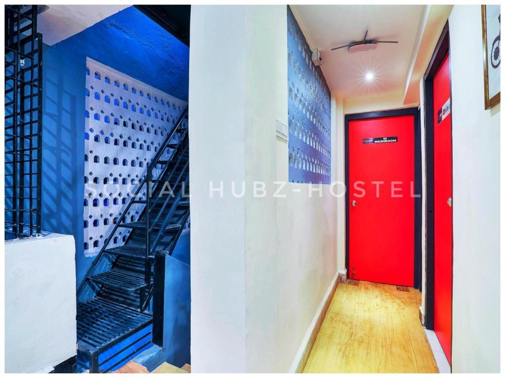 Social Hubz Hostel Mumbai Exterior photo